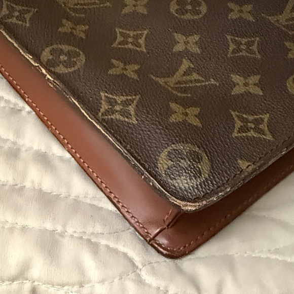 Authentic Louis Vuitton Dark Brown Monogram Briefcase/ 2 way bag - Picture 8 of 11